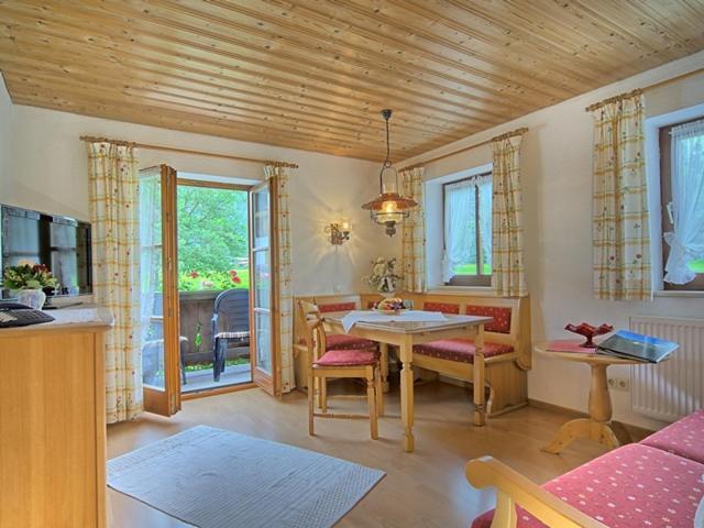 Krennlehen Apartment *